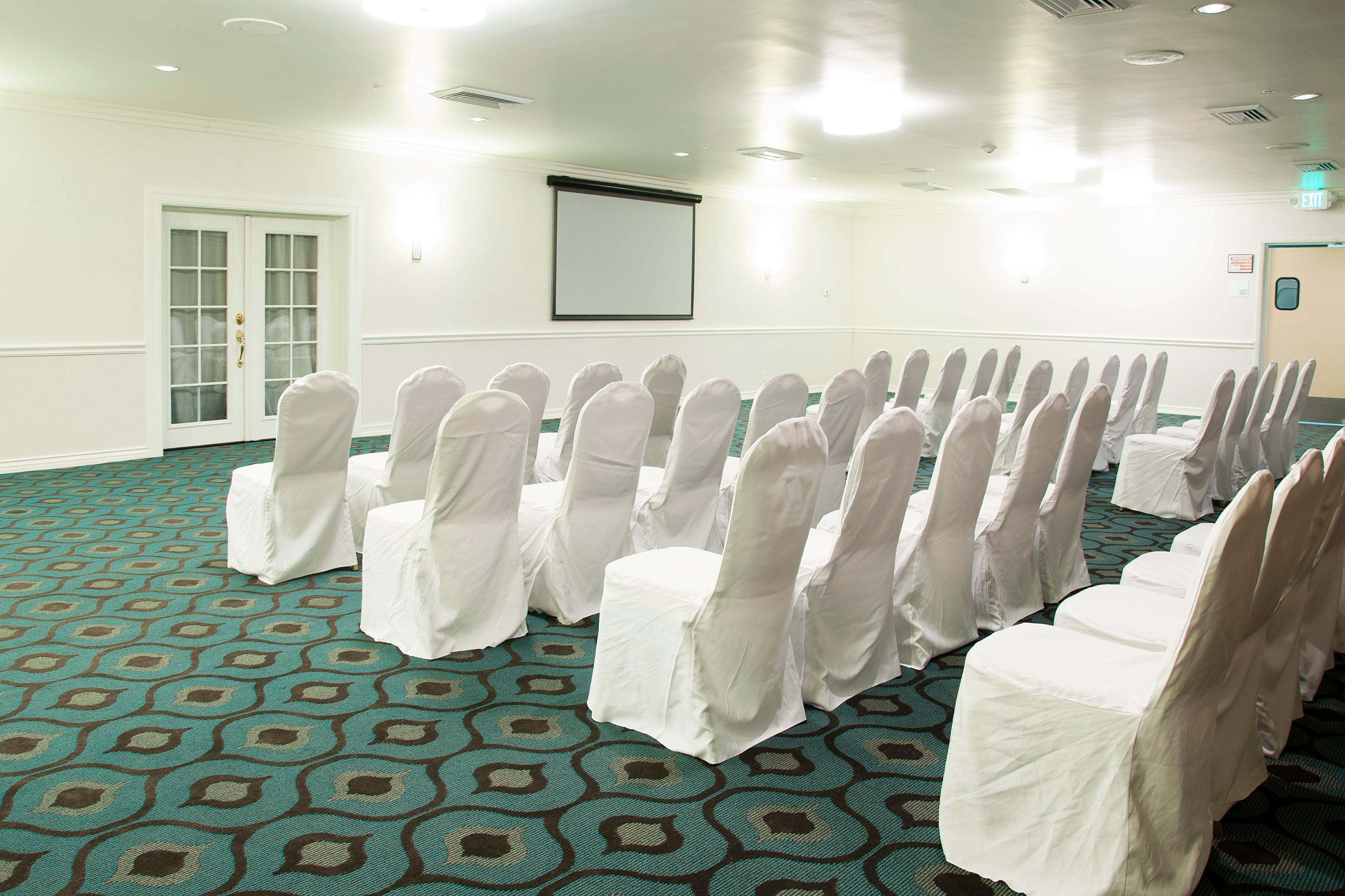 Holiday Inn Victorville By Ihg Εξωτερικό φωτογραφία