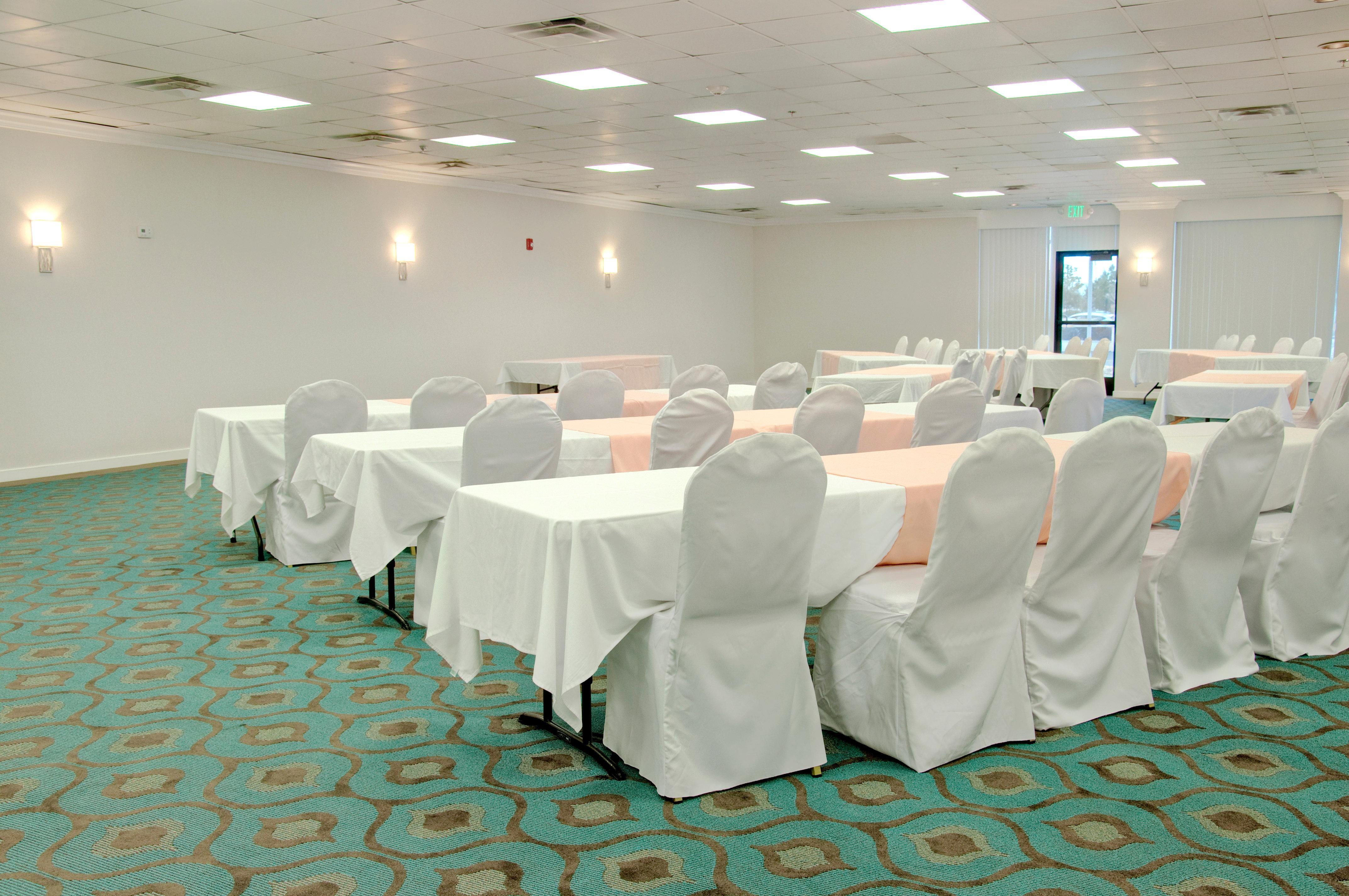 Holiday Inn Victorville By Ihg Εξωτερικό φωτογραφία